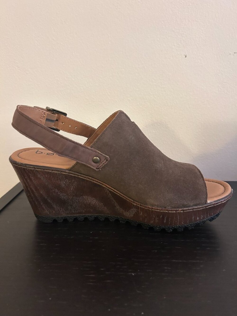 B.o.c. Brown Suede Wedge Slingback Sandals 8 Med (US) New - Picture 4 of 11